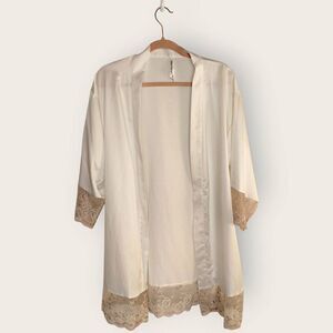 Flora Nikrooz Womens Robe Sz S Open Front Cream Lace‎ Intimates Minimalist Relax